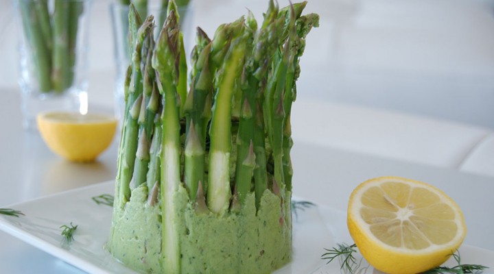 Raw Vegan Asparagus & Avocado Dip